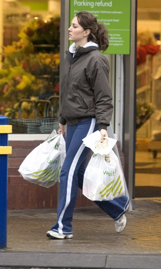 Kate Middleton Pops To The Shops In A Dressed Down Tracksuit, 2006