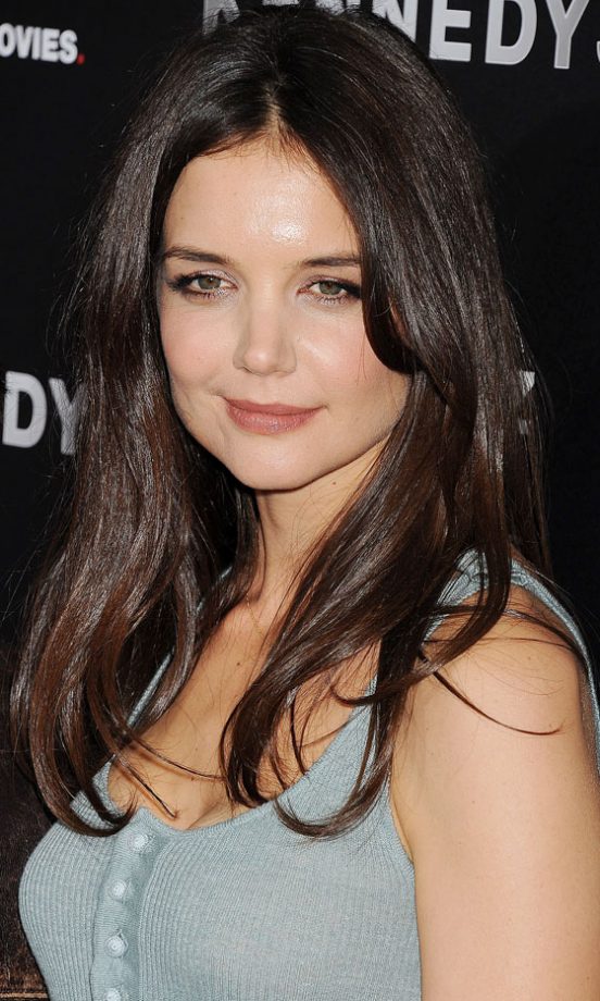 Katie Holmes Gives Her Sleek And Shiny Hairstyle A Centre Parting, 2011