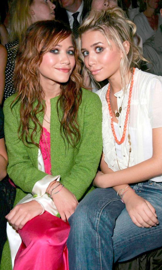 Mary-Kate And Ashley Olsen Score Front Row Seats At Marc Jacobs' SS05 Show At New York Fashion Week, September 2004