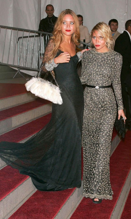 Must Be Useful To Have A Twin You Can Share Your Lippy With...Mary-Kate Olsen And Ashley Olsen At The Costume Institute Gala, May 2006