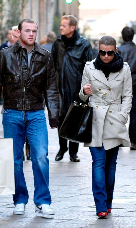 Coleen Rooney Nails Off-Duty Chic In A Classic Trench, Fendi Bag And Bootcut Jeans In Milan, February 2008