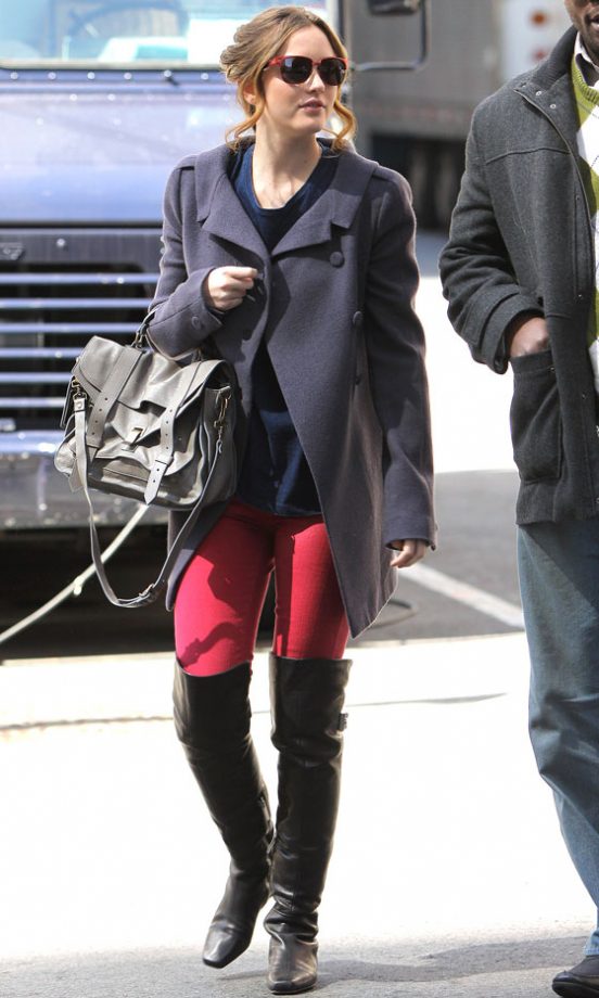 Leighton Meester On Her Way To The Gossip Girl Set In New York, 2009