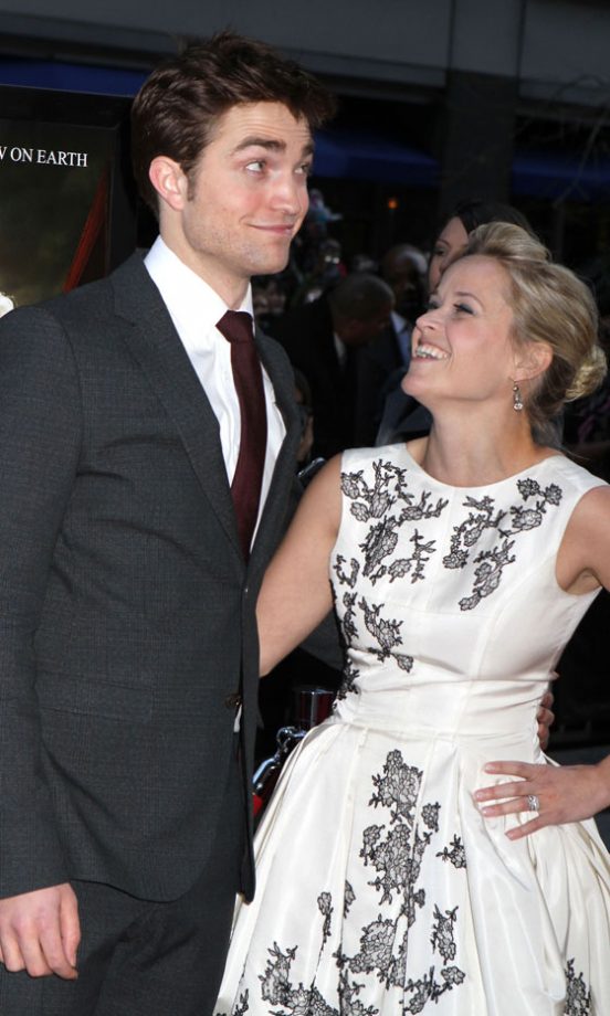 Robert Pattinson And Reese Witherspoon At The New York Film Premiere Of Water For Elephants, 2011