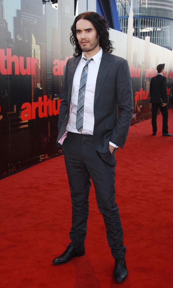 Russell Brand Wearing Dolce & Gabbana At The London Film Premiere Of Arthur, 2011