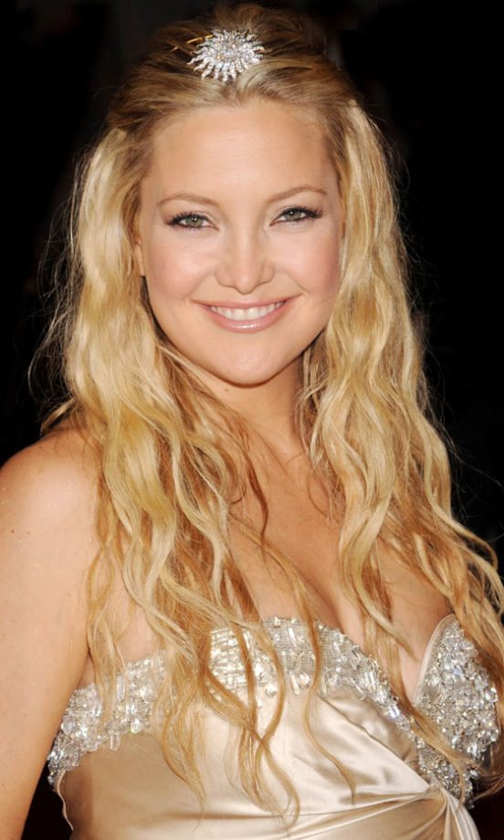 Steal Kate Hudson’s Style And Add Glam To A Half-Updo Hairstyle With A Jewelled Hair Accessory