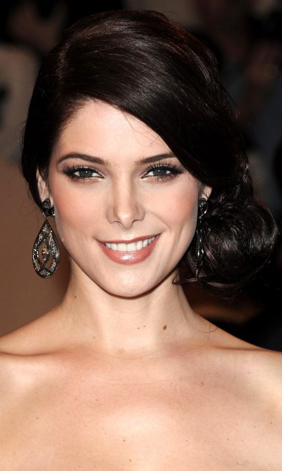 Ashley Greene’s Super-Low Side Bun Hairstyle Will Add Instant Glamour To Any Outfit