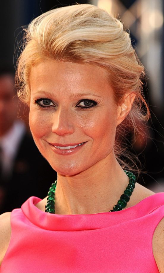 Gwyneth Paltrow Matches Brights With The Beehive Style At The 2010 National Movie Awards In London