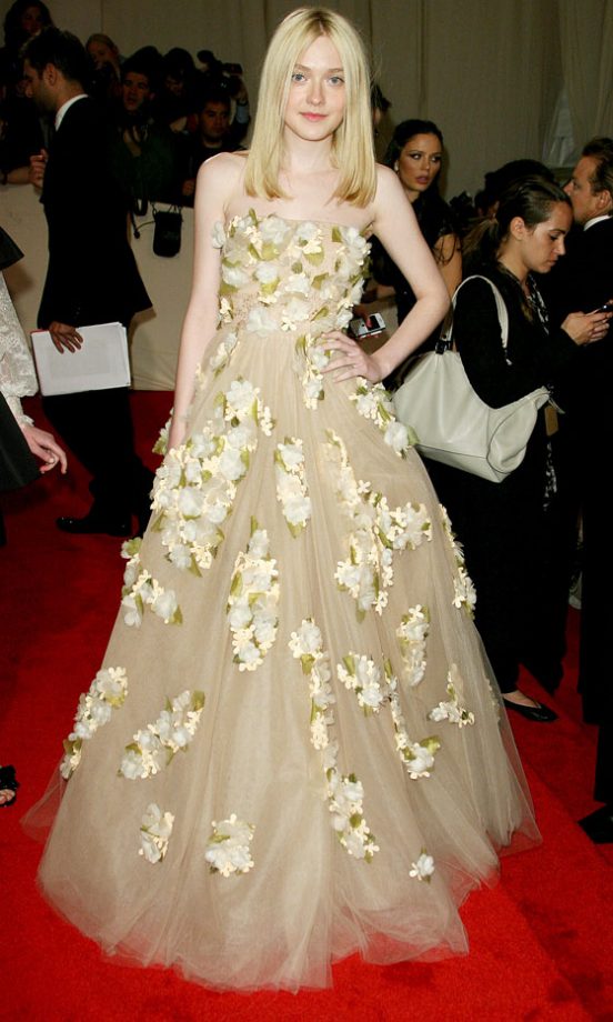 Dakota Fanning Wows In Valentino At The Met Ball 2011, Honouring Alexander McQueen