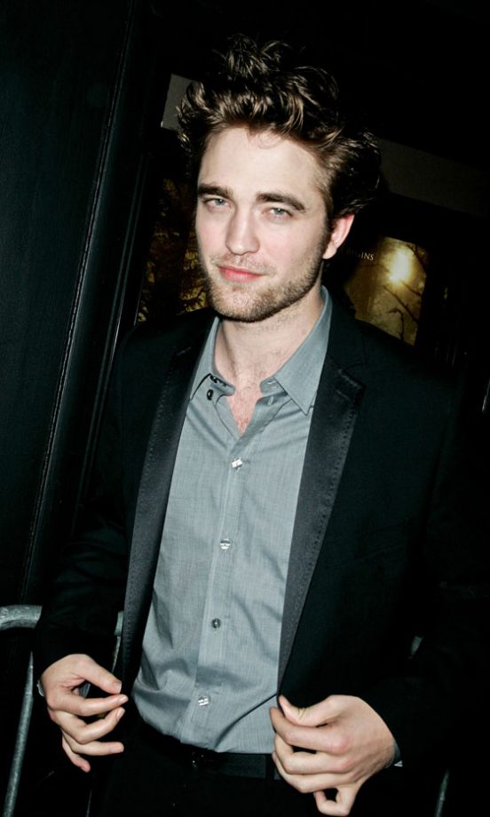 Ooh, Suits You! Robert Pattinson At A New York Screening Of New Moon, November 2009