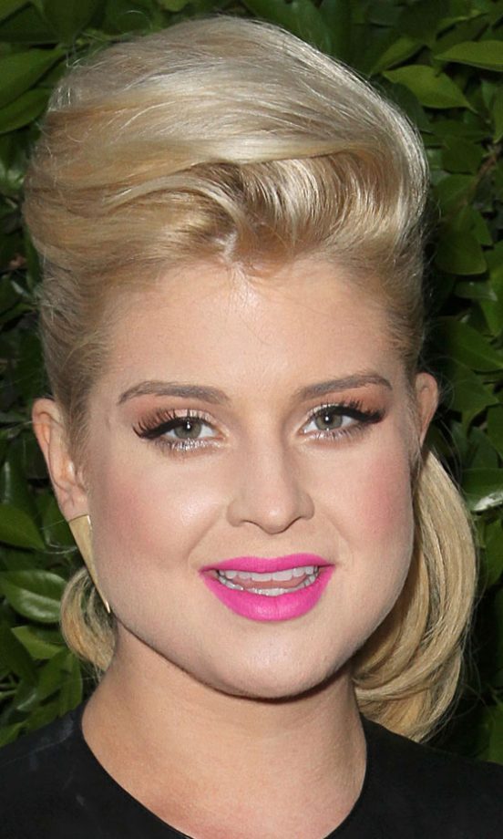 Kelly Osbourne's Retro Quiff Hairstyle Would Be The Perfect Partner To A Cute Prom Dress, 2011