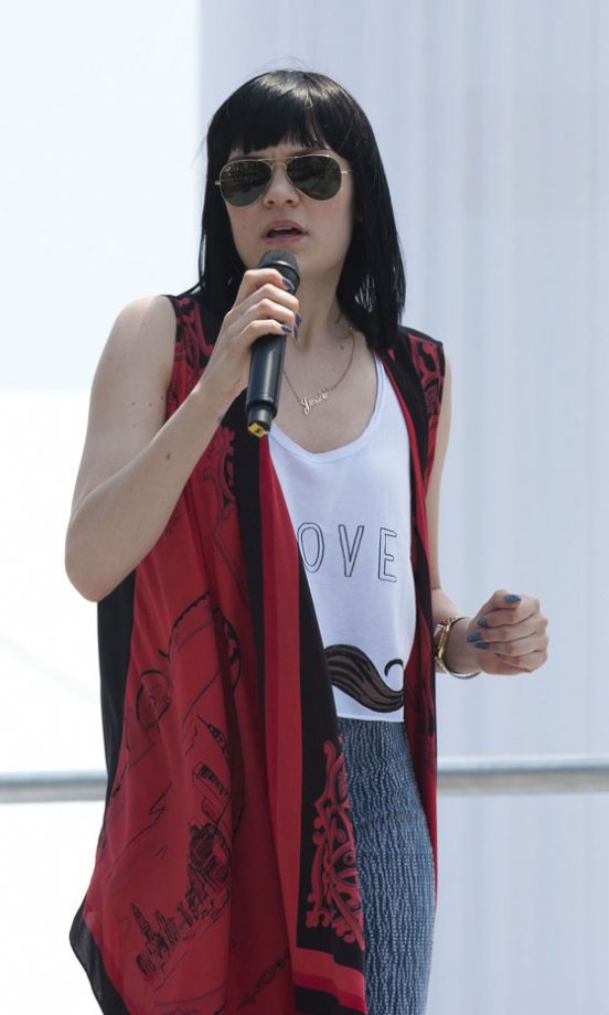 Jessie J Warms Up For Her Performance Later In The Evening At The 64th Cannes Film Festival, 2011