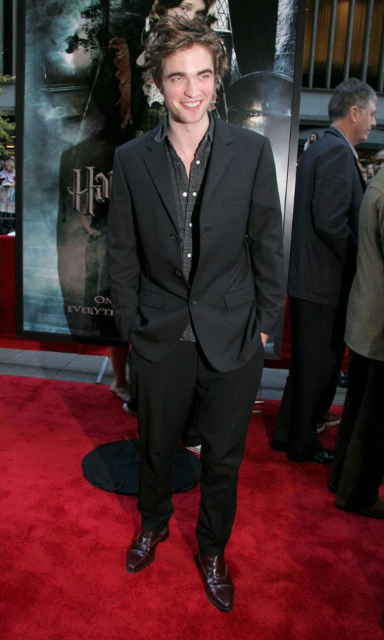 Robert Pattinson Gets Suited And Booted For The New York Premiere Of Harry Potter And The Goblet Of Fire, November 2005