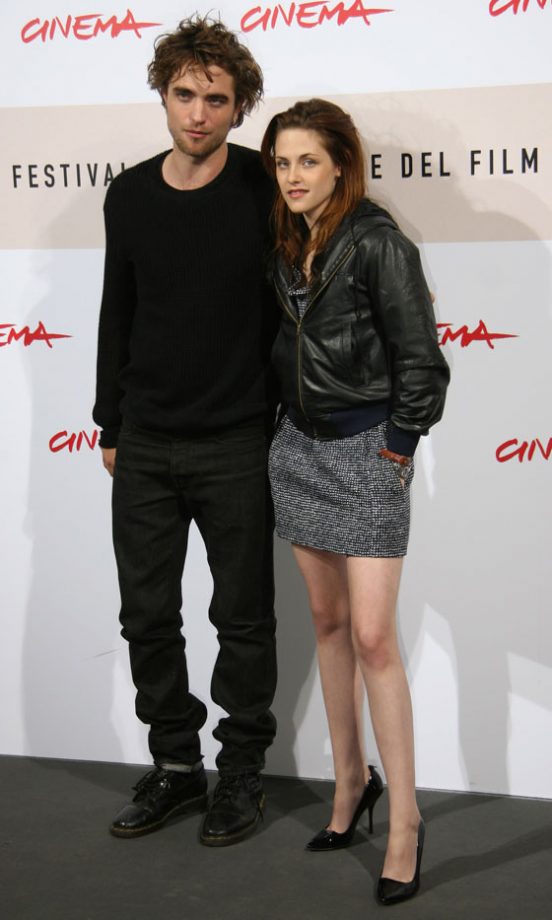 Robert Pattinson With Kristen Stewart At A Twilight Photocall In Rome, October 2008