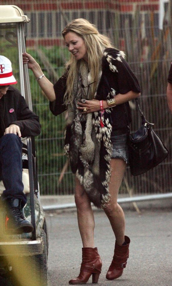 Kate Moss Re-Works Her Fur Coat From Glastonbury 2004 At Isle Of Wight Festival, 2010