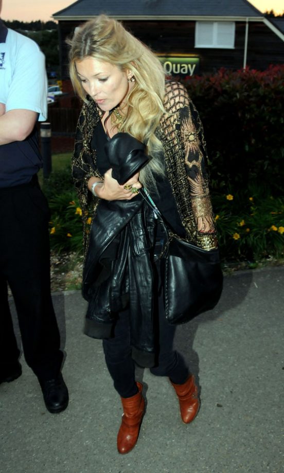 Kate Moss Wears A Glamorous Kimono At Isle Of Wight Festival, 2010