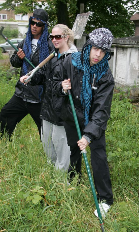 Tulisa With N-Dubz Launching Orange RockCorps Volunteer Programme, 2009