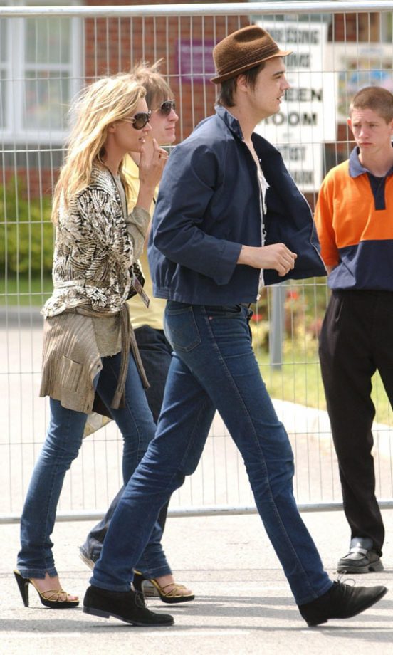 Kate Moss And Boyfriend Pete Doherty At The Isle Of Wight, 2005