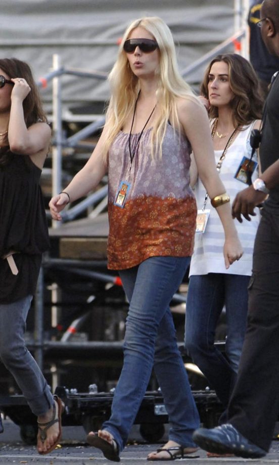 Gwyneth Paltrow Turns Up To Support Her Husband Chris Martin Of Coldplay At The Isle Of Wight Festival, 2006
