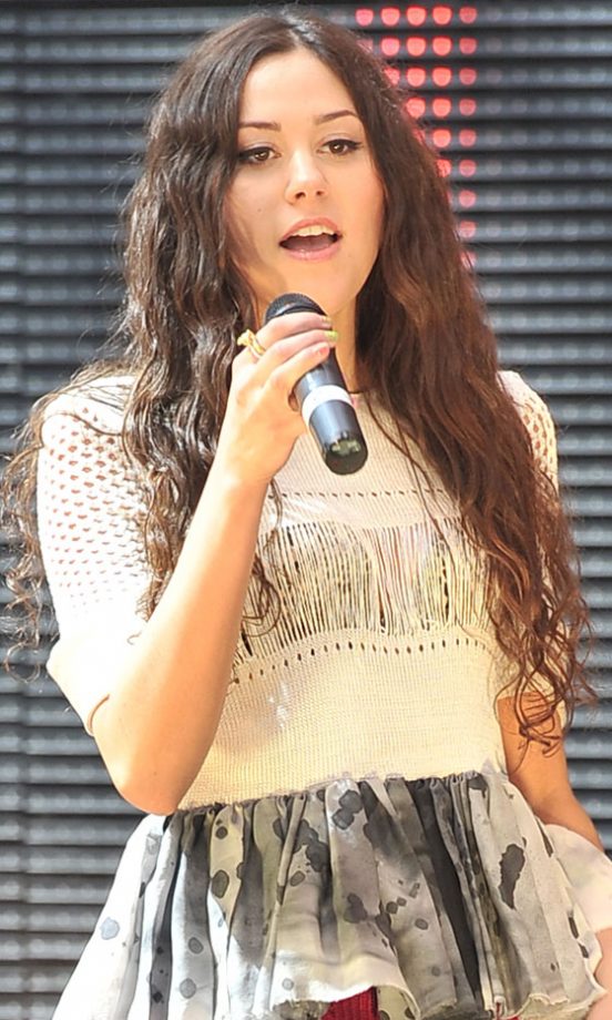 Plait Wet Hair For A Wavy Hairstyle That Would Make Eliza Doolittle Jealous, 2011