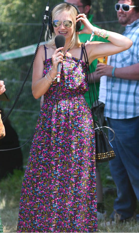 Jo Whiley Opts For Fabulous Floaty Florals To DJ At Glastonbury In 2010