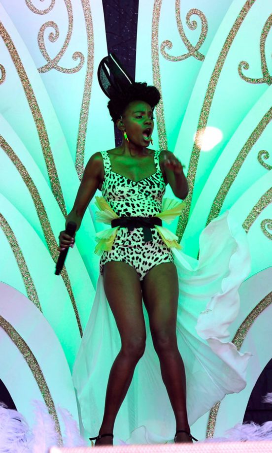 Shingai Shoniwa From The Noisettes Wearing Dolce & Gabbana At Glastonbury Festival 2011