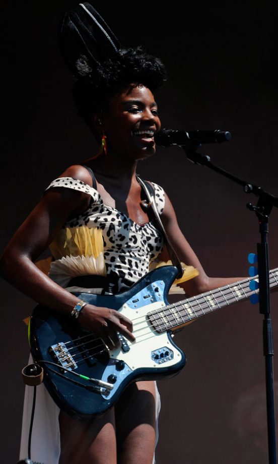 Shingai Shoniwa Performs With Her Band The Noisettes Wearing Dolce & Gabbana At Glastonbury Festival 2011