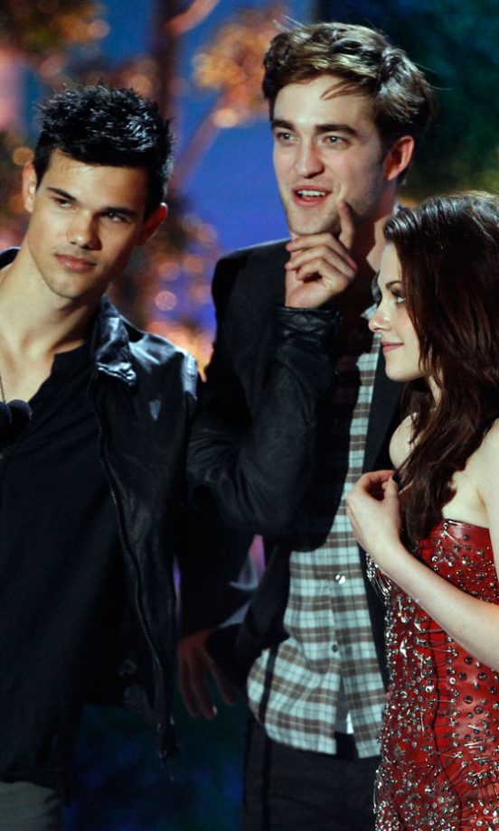 Taylor Lautner, Robert Pattinson And Kristen Stewart At The MTV Movie Awards 2011