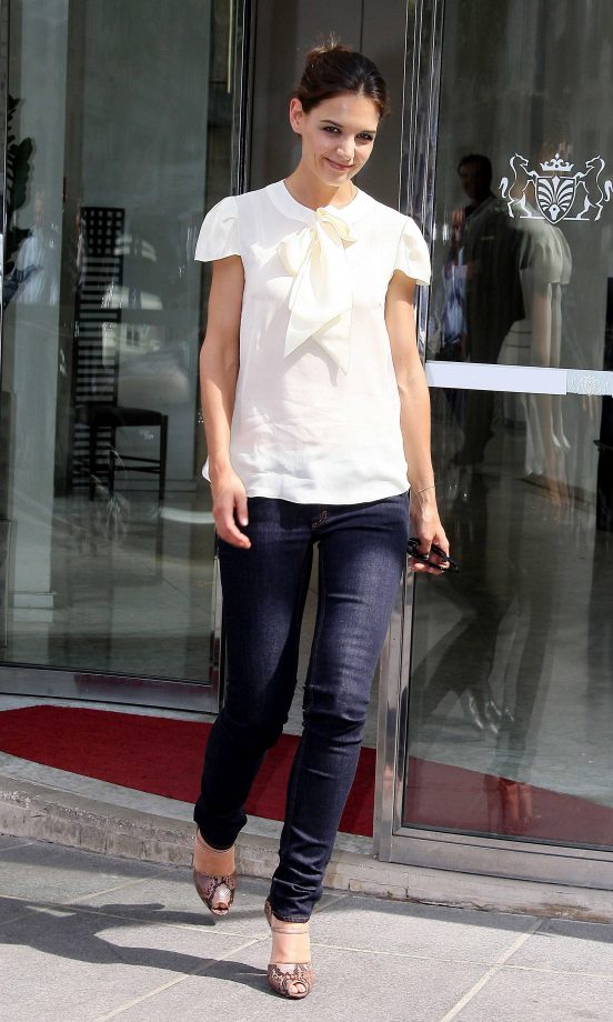 Katie Holmes Looks Fashionable As She Leaves The Hotel George V, In Paris, 2011