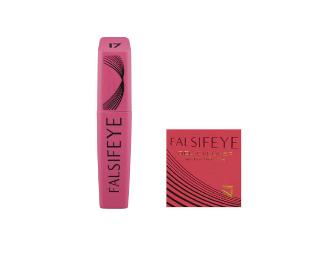 Hot beauty freebie – 17's amazing new eyeliner!