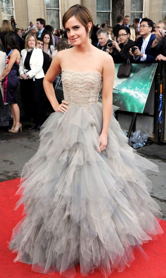 Emma Watson Wearing Oscar De La Renta At The Harry Potter And The Deathly Hallows: Part 2 World Film Premiere, 2011