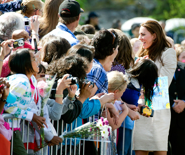 Kate Middleton on Day 6 of The Royal Tour of Canada greeting fans