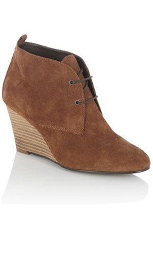 Shop the high-street fashion collection at Oasis and buy their amazing wedge boots