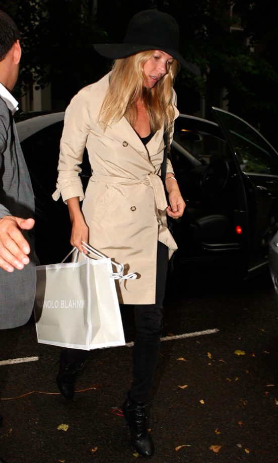 Kate Moss Shops For Manolo Blahnik Shoes Days Before Her Wedding, 2011