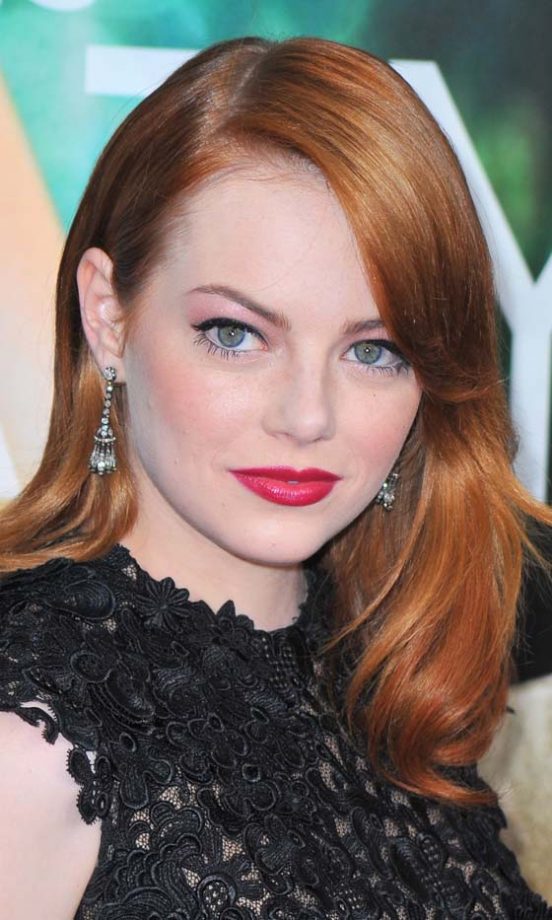 Emma Stone Shines With A '40s Inspired Hairstyle, 2011