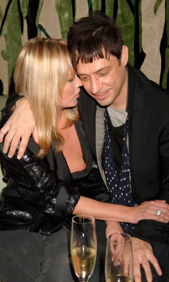 Kate Moss Got Loved Up With Jamie Hince In 2007