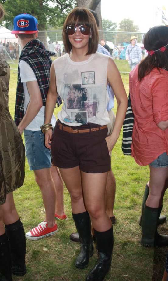 Emma Wears Zara Shorts And An H&M T-Shirt At V Festival 2011