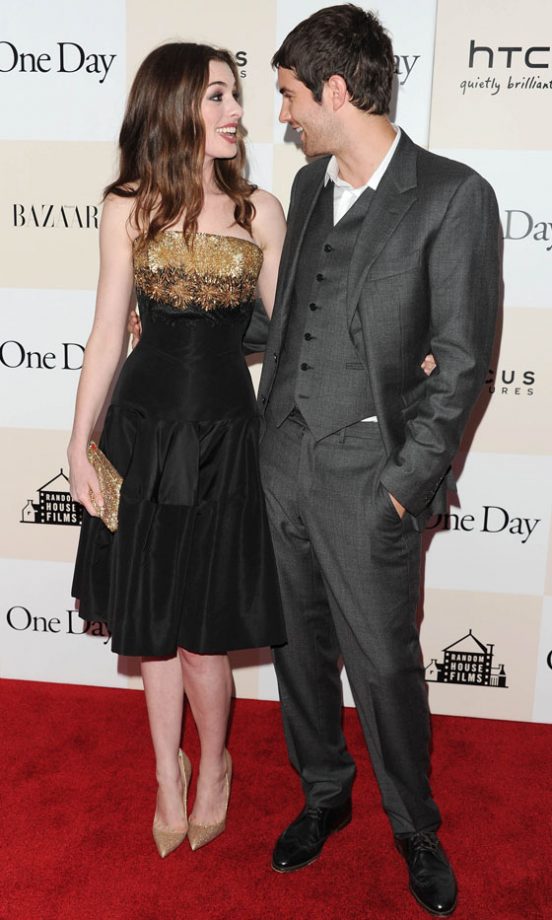 Anne Hathaway With Jim Sturgess At The One Day New York Film Premiere, 2011