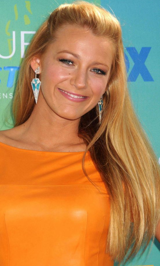 Blake Lively Slicks Back The Top Of Her Hair And Sweeps The Rest To The Side - Beautiful!