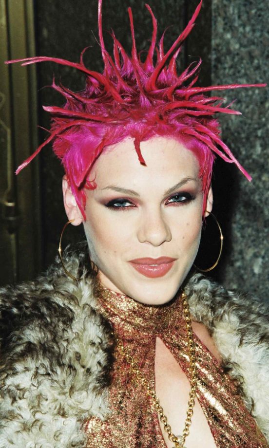 Pink With Her Shocking Pink Hair At The MTV Music Video Awards 2000