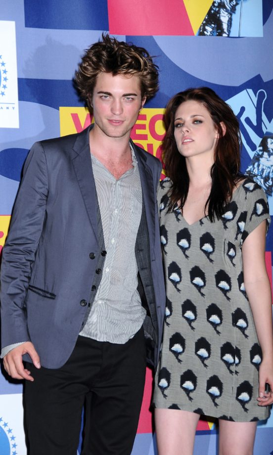 Robert Pattinson And Kristen Stewart At The 2008 MTV Music Video Awards