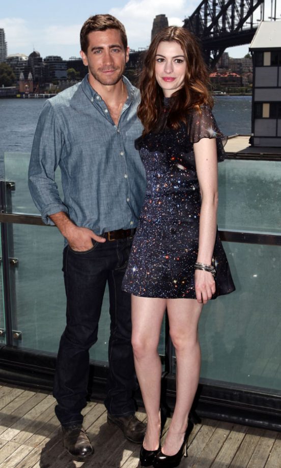 Anne Hathaway Glitters Next To Jake Gyllenhaal In Sydney 2010