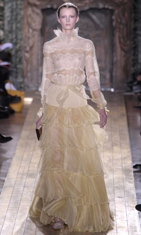 Florence Welch Has Taken Her Look Straight Off The Valentino Couture Show From The Spring/Summer 2011 Collection