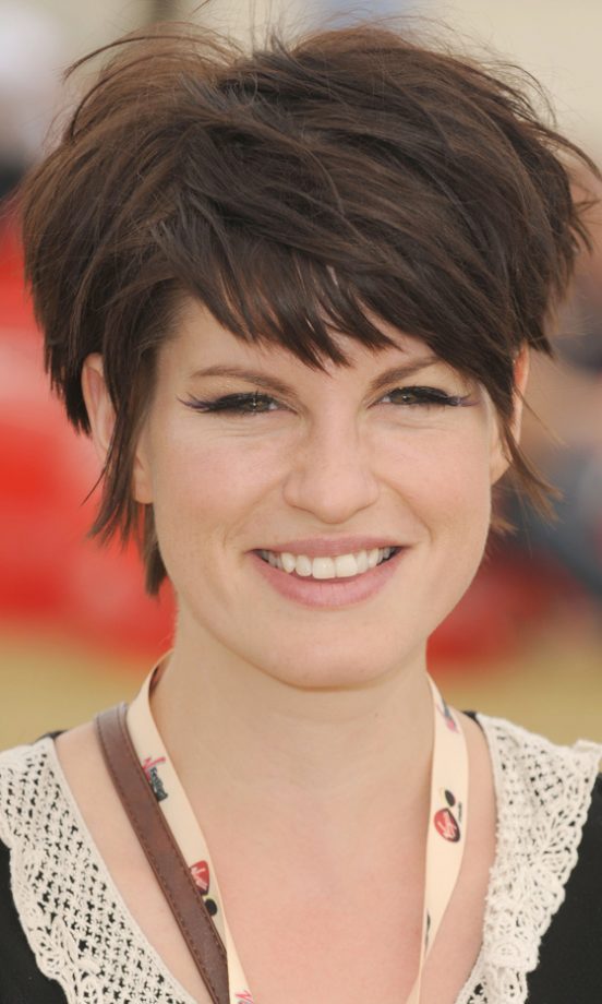 Jemima Rooper Goes For No Nonsense Chic And Messy Festival Hair
