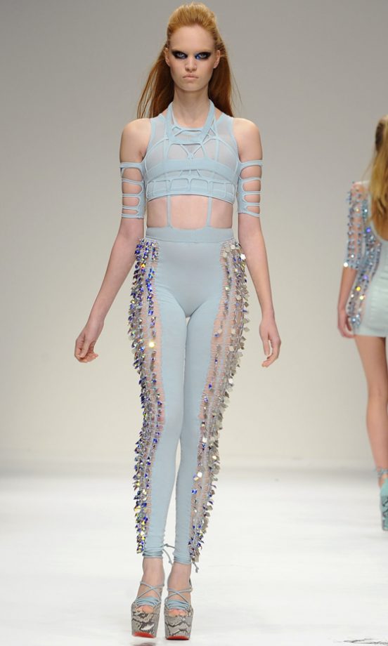 Nicki Minaj's Outfit Has A Completely Different Feel On The Mark Fast Spring/Summer 2011 Catwalk