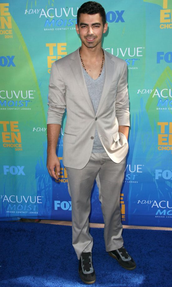 Joe Jonas At The Teen Choice Awards, 2011