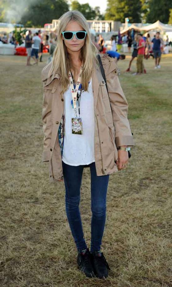 Cara Delevingne Backstage At The Virgin Media Louder Lounge, V Festival 2011