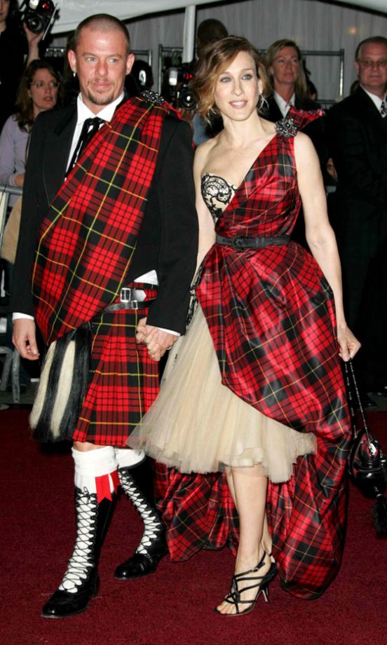 Sarah Jessica Parker And Alexander McQueen At The Costume Institute Gala, 2006