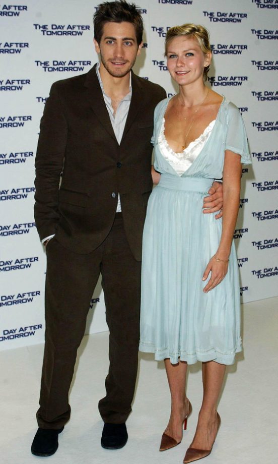 Kirsten Dunst And Jake Gyllenhaal At The Tomorrow Never Dies Film Premiere In London, 2004