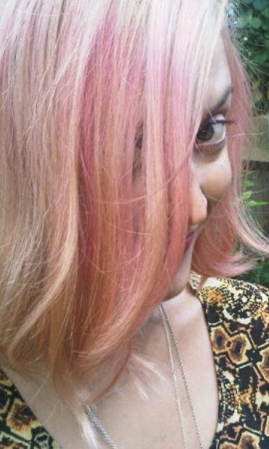 Fearne Cotton @Fearnecotton Shows Off Her New Pink Hair To Her Followers The Day Before She Turned 30, September 2011