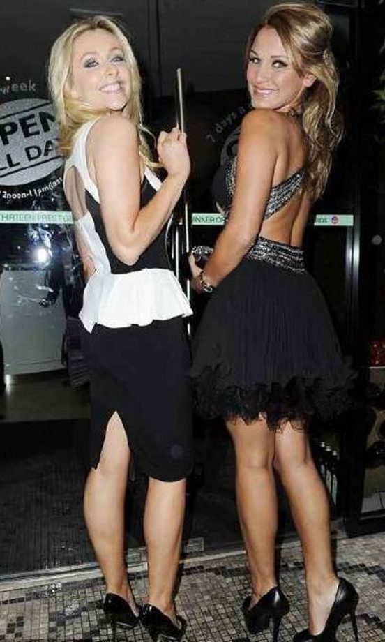 Sam Faires @SamanthaFaiers From The Only Way Is Essex Posted This Pic Of Her New Brunette Look, September 2011